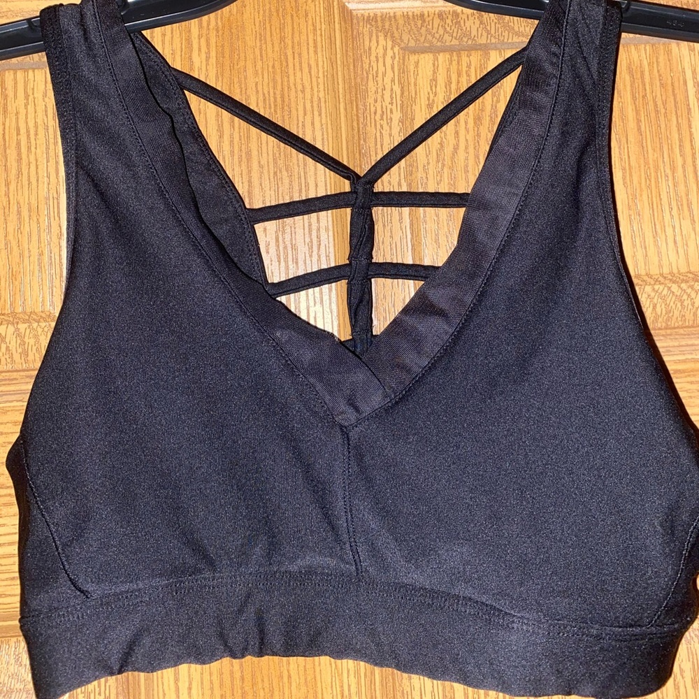 Sports bra